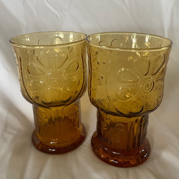 Libbey Country Garden Daisy Glasses Amber - Set of 2 - Picture 4 of 7